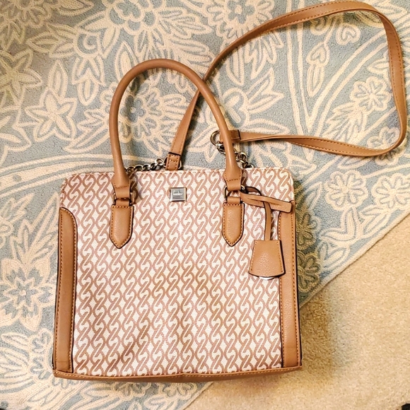 Nine West taupe and cream cross body satchel bag carried once - Picture 1 of 12